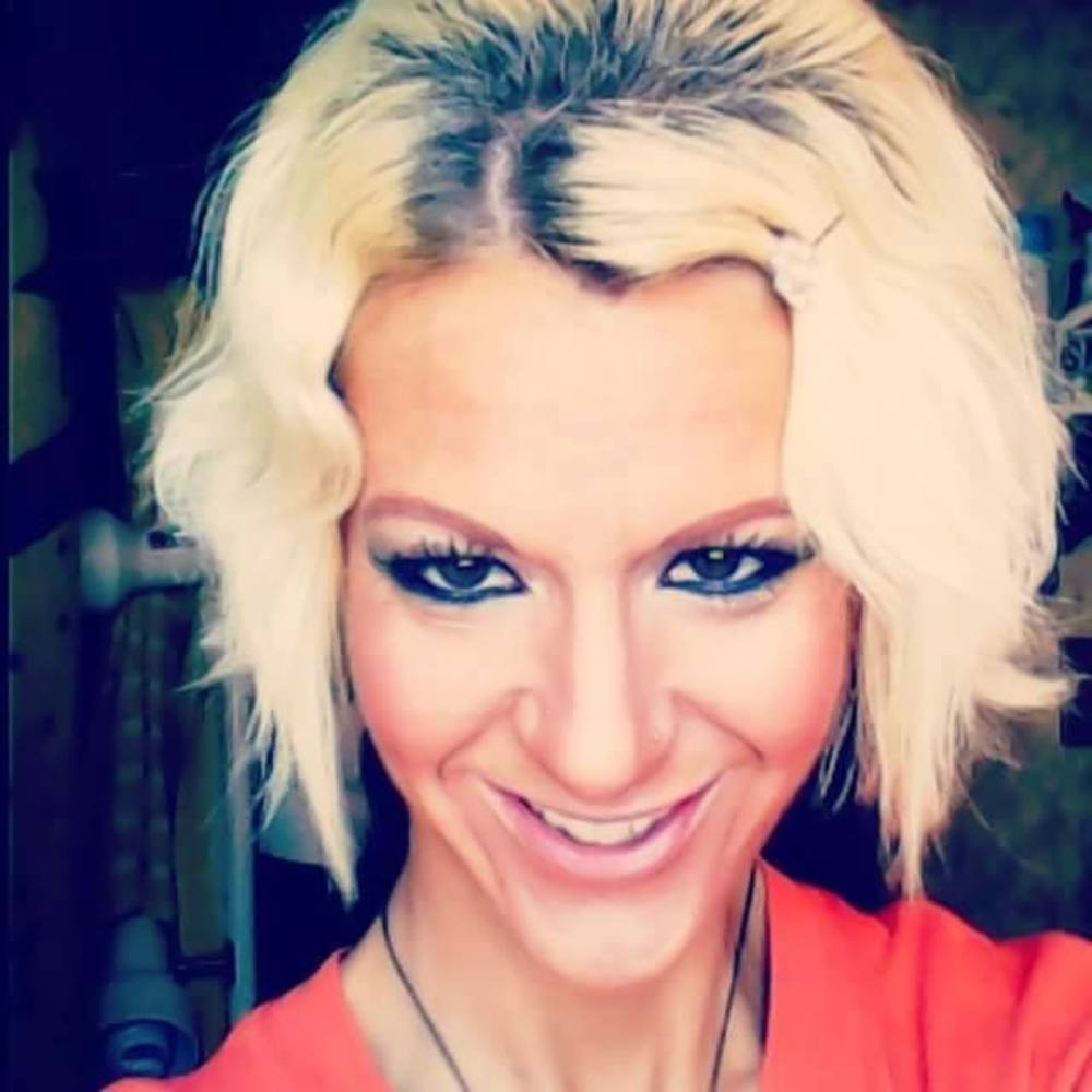 Meet your Posher, Amanda